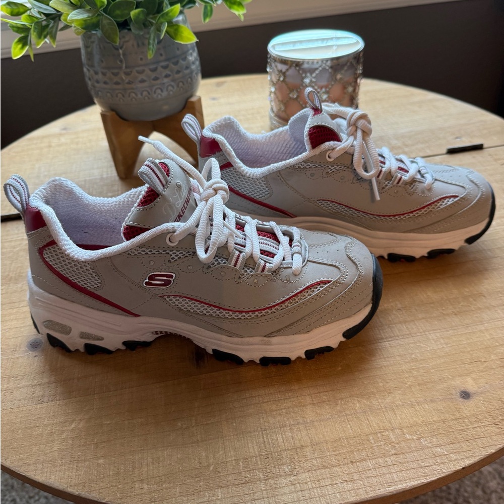 Skechers D’Lites Women’s Gray, White and Red Sneakers